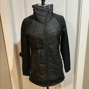 Avalanche Black Thin and lightweight Puffer Jacket for Ultimate Warmth